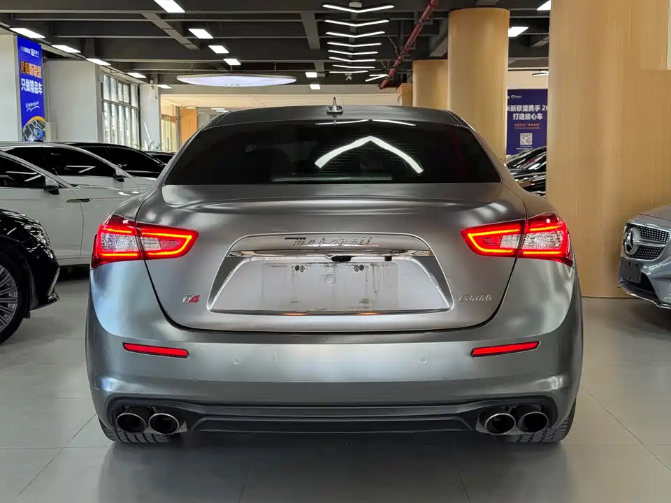 Maserati Ghibli Maserati Ghibli