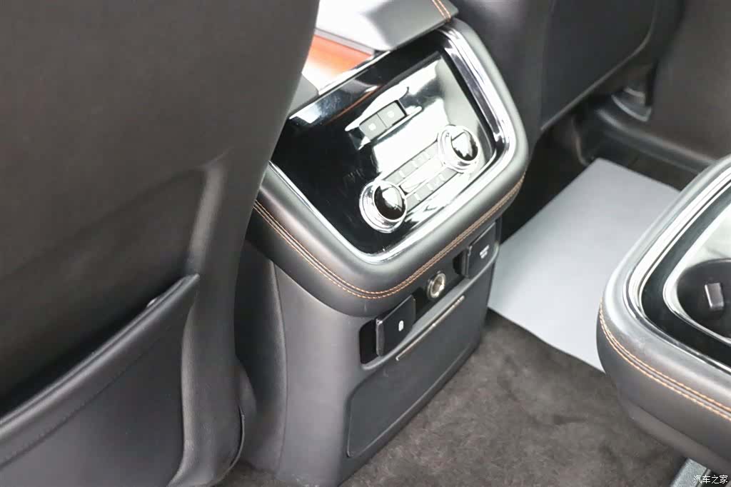 Lincoln Navigator, 2022 24