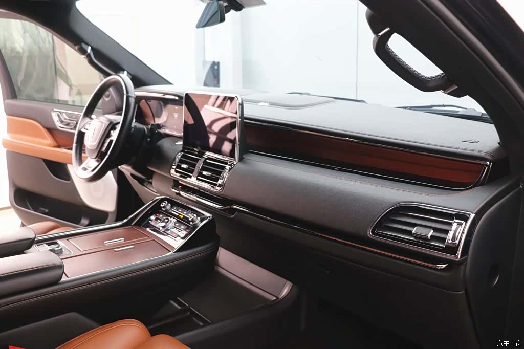 Lincoln Navigator, 2022 27