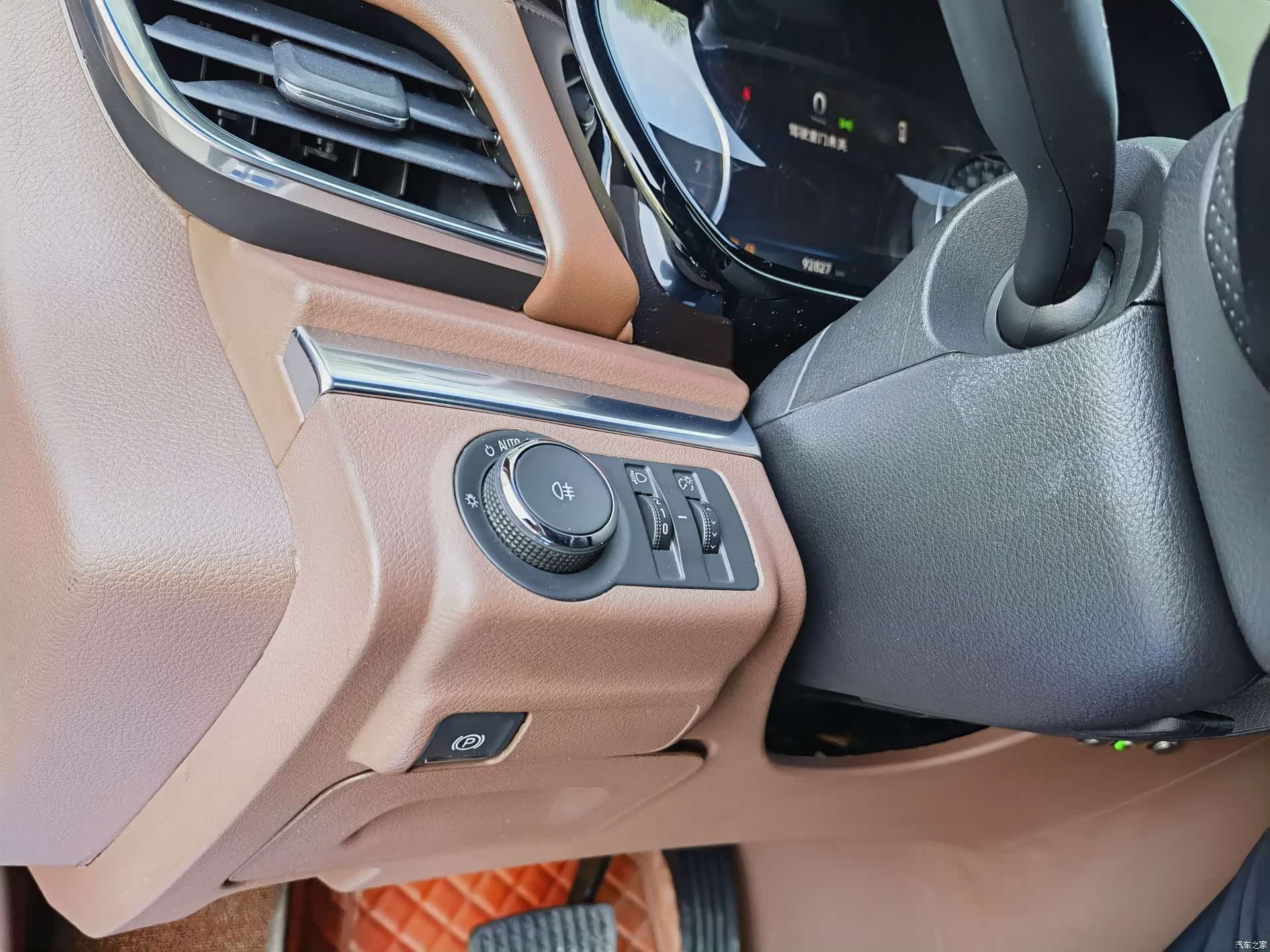 Buick GL8, 2023 13