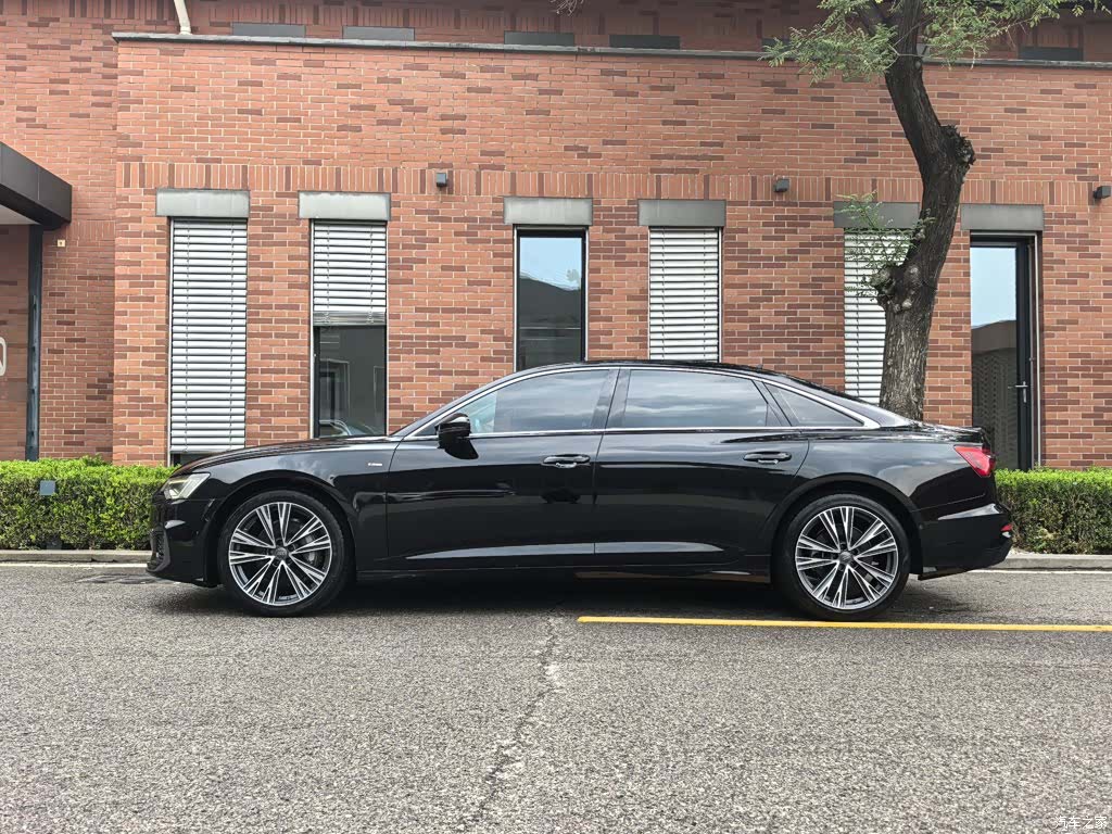 Audi A6L, 2021 11