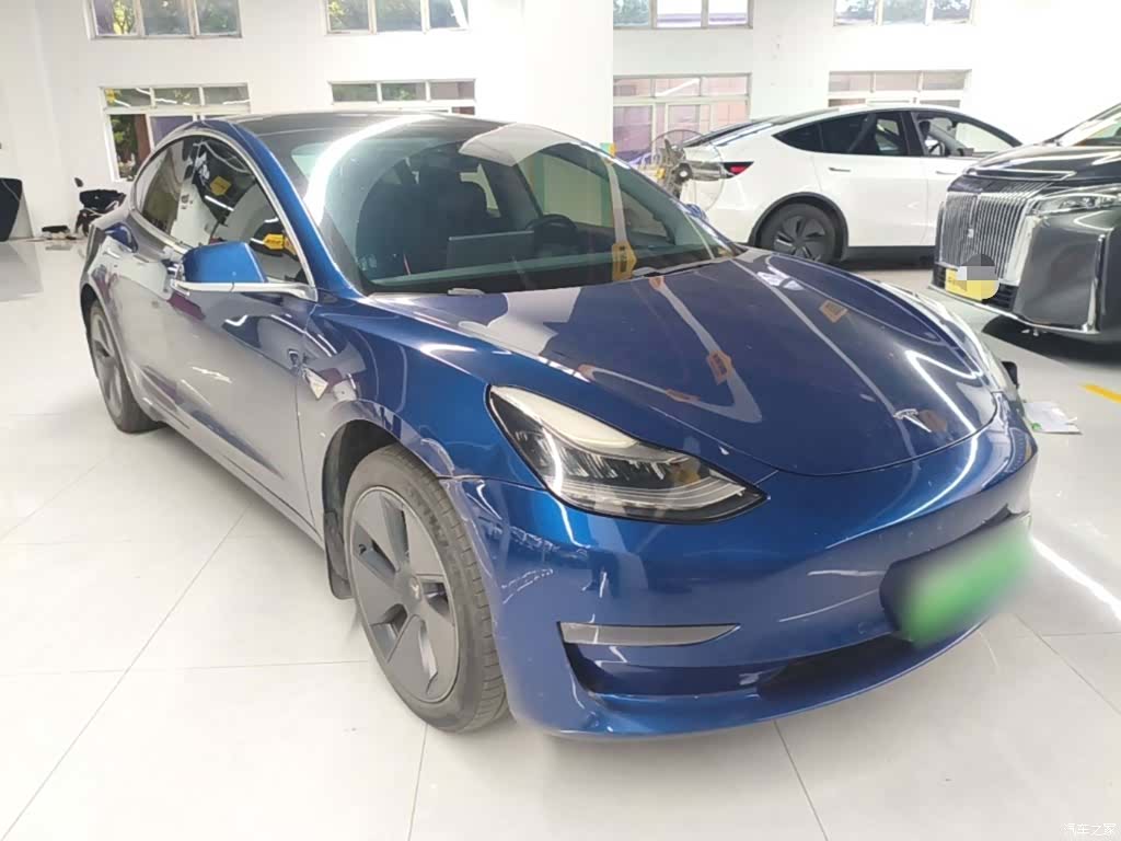 Tesla Model 3, 2019 4