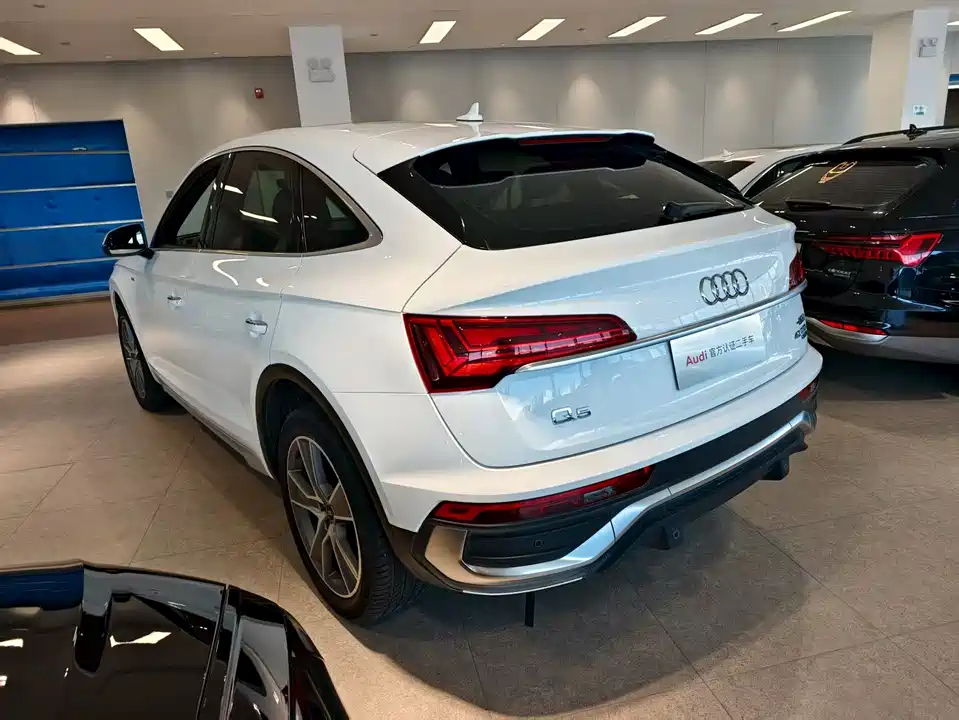 Audi Q5L Sportback