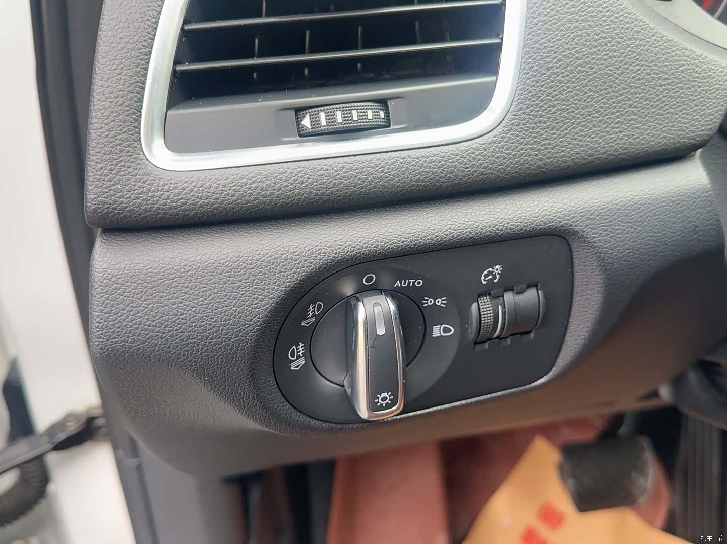 Audi Q3, 2015 27
