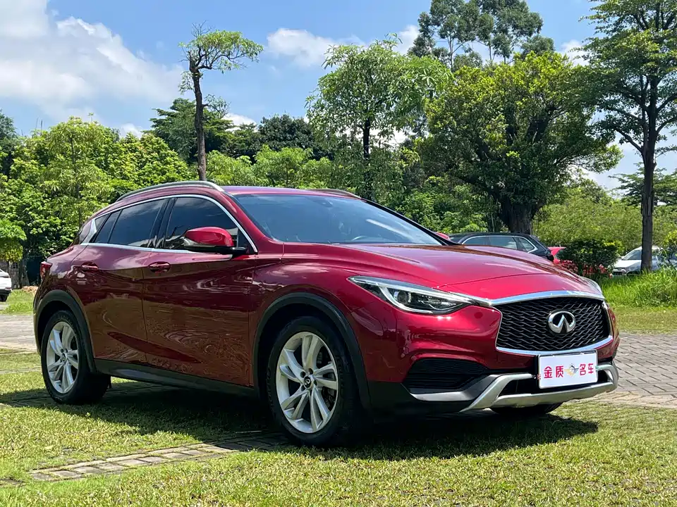 Infiniti QX30 Infiniti QX30