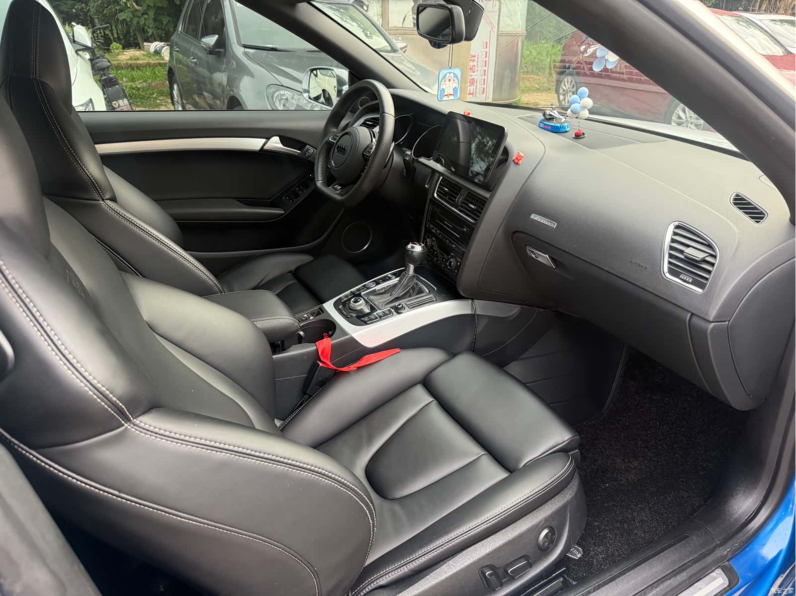 Audi S5, 2011 4