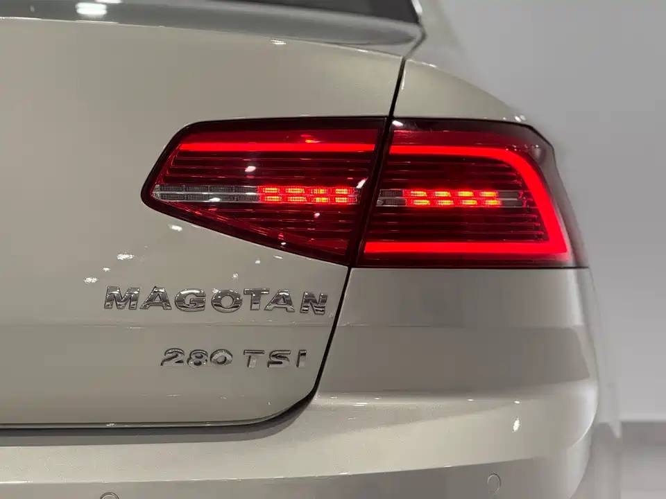 Volkswagen Magotan