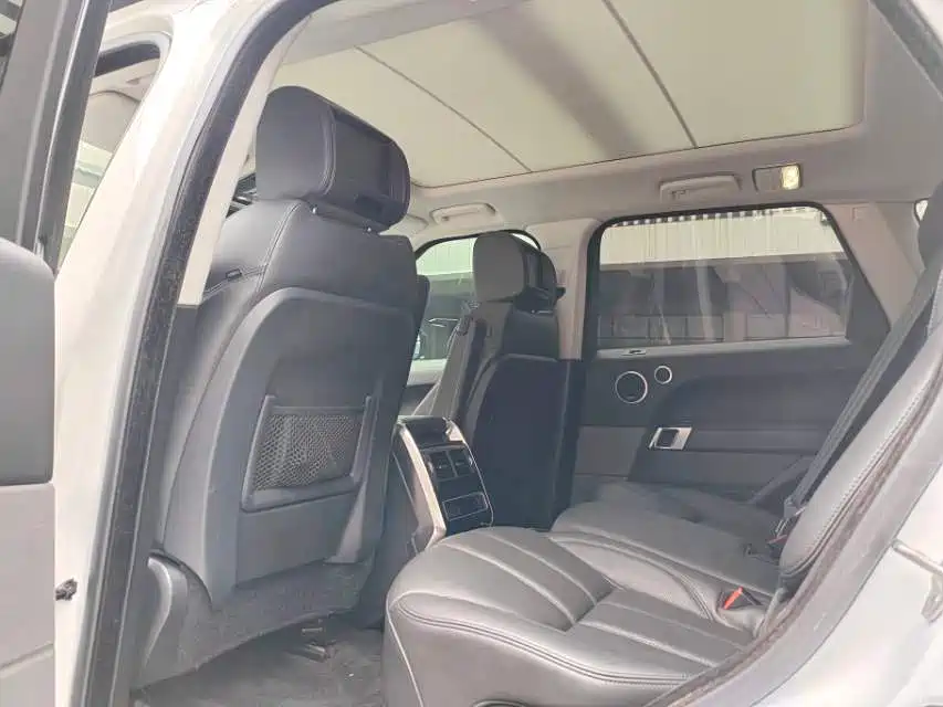 Land Rover Range Rover Sport Land Rover Range Rover Sport