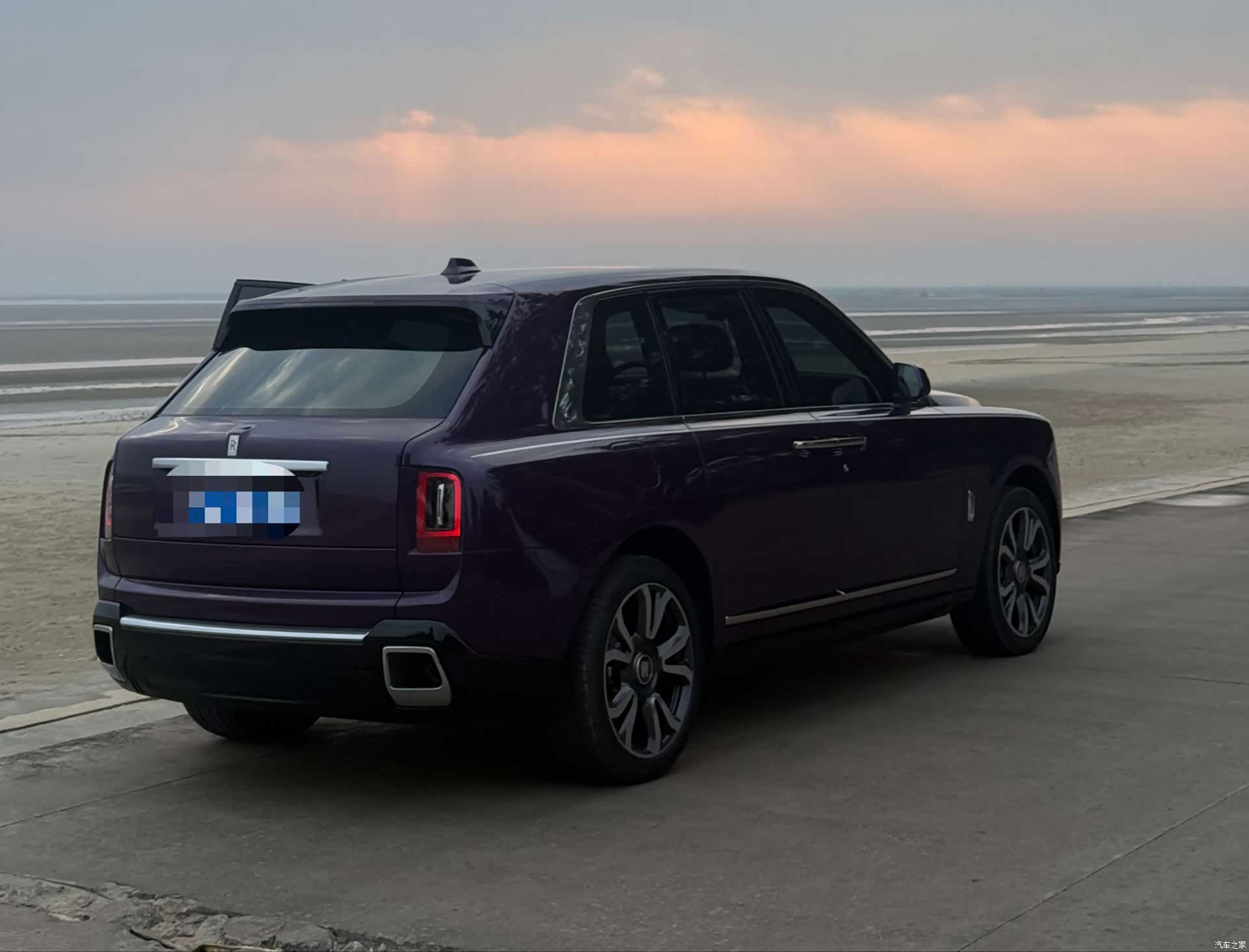 Rolls-Royce Cullinan, 2025 9
