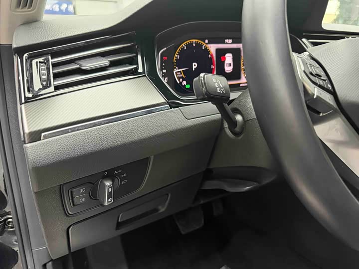 Volkswagen Magotan, 2021 года фото 8