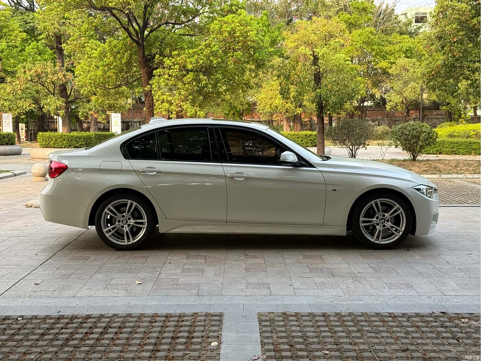 BMW 3 Series, 2017 15