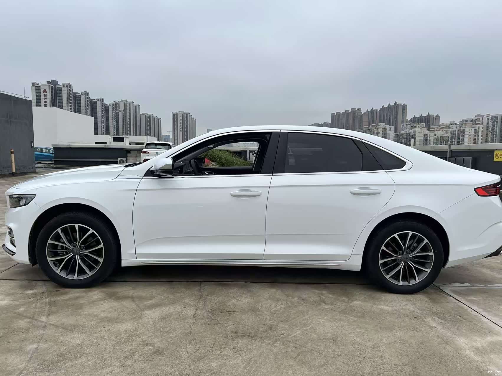Geely Preface, 2023 все фото