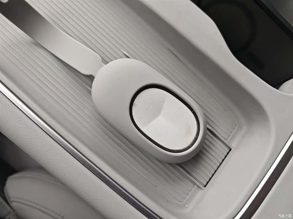 NIO ES6, 2024 9