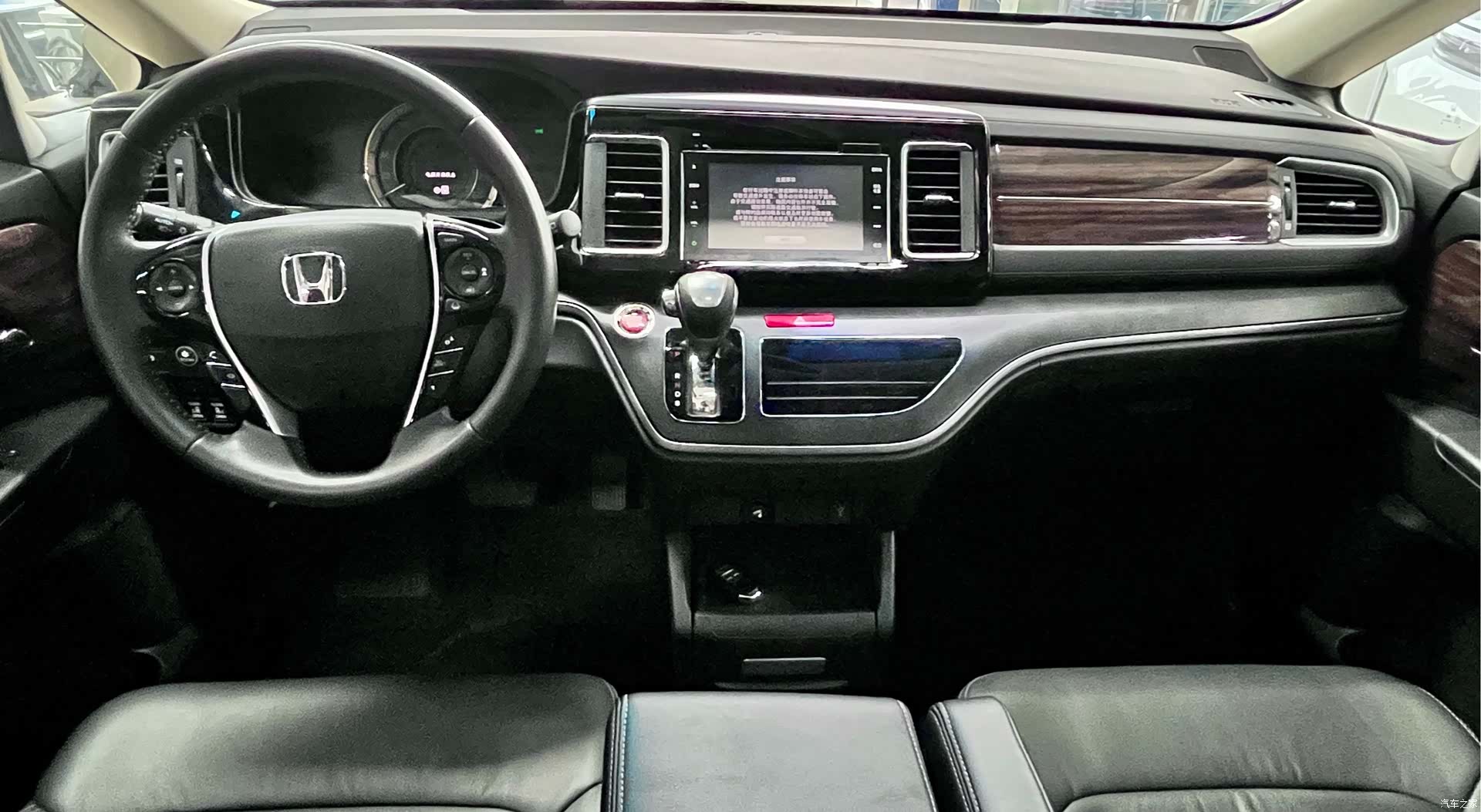 Honda Elysion, 2018 6