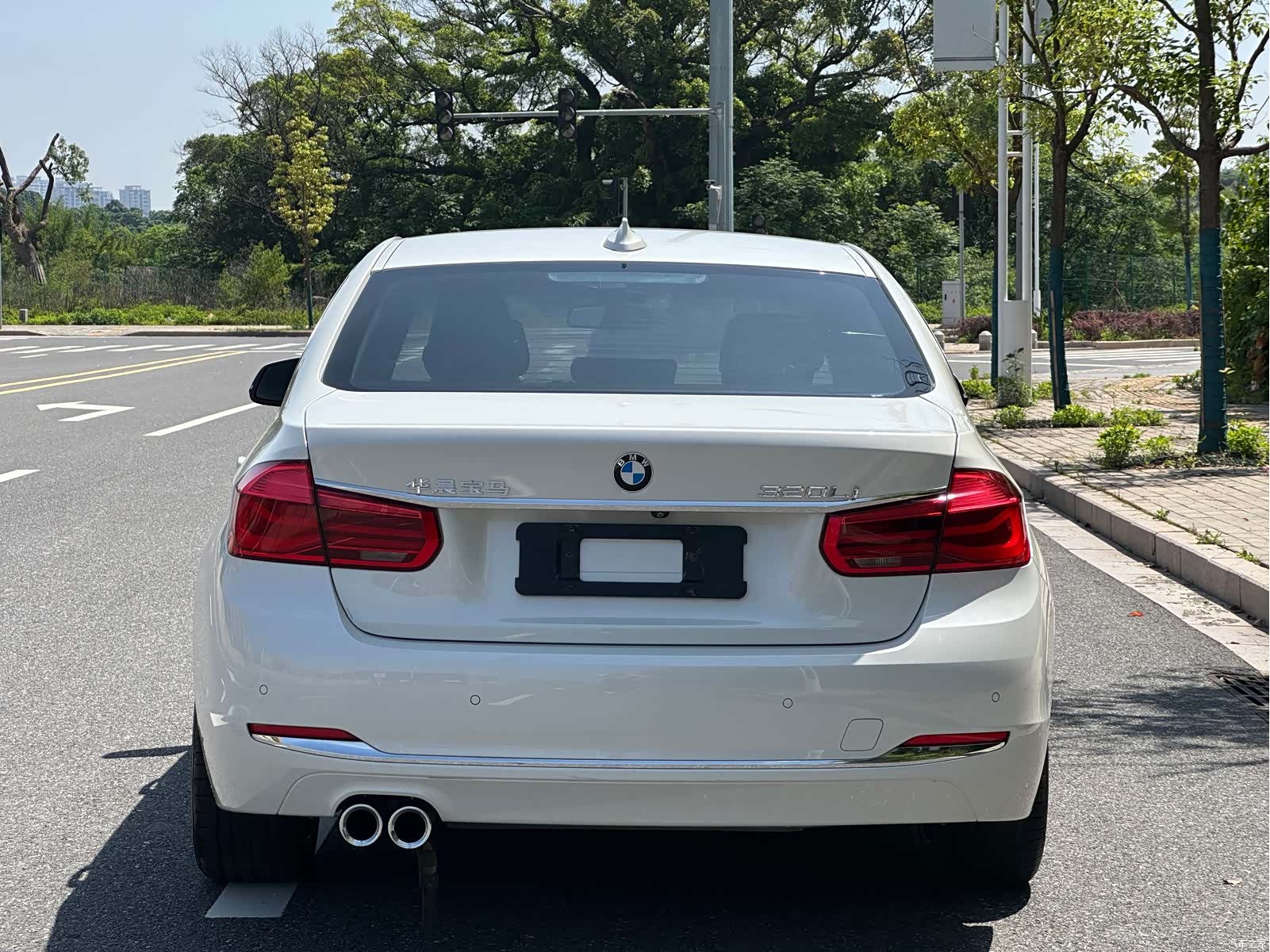 BMW 3 Series, 2018 все фото