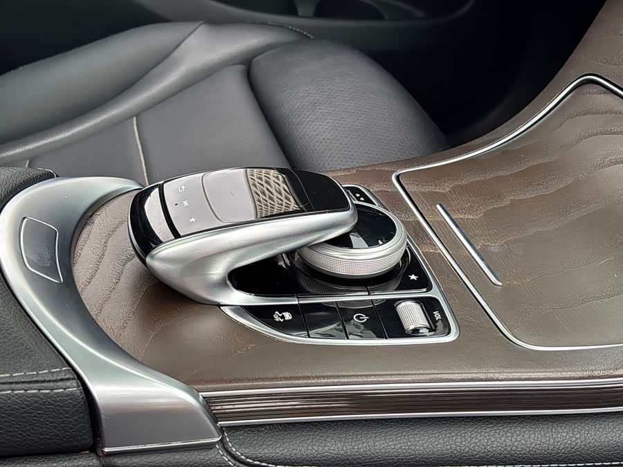 Mercedes-Benz GLC-Class 2017, фото 26