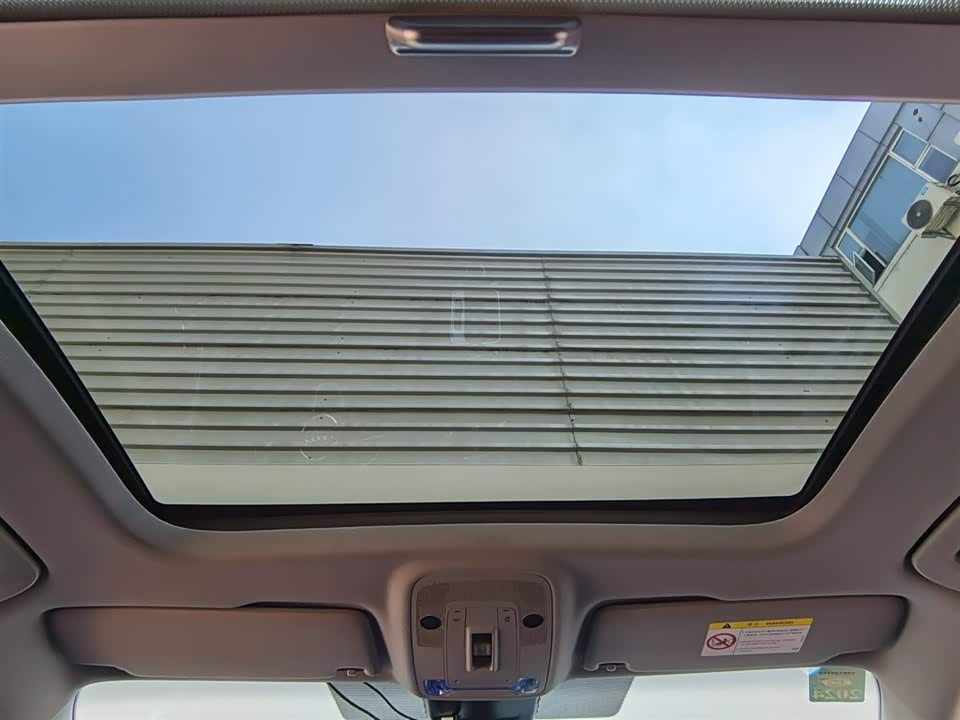 Audi Q2L Audi Q2L