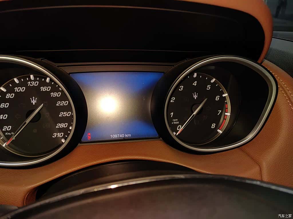 Maserati Levante, 2019 13
