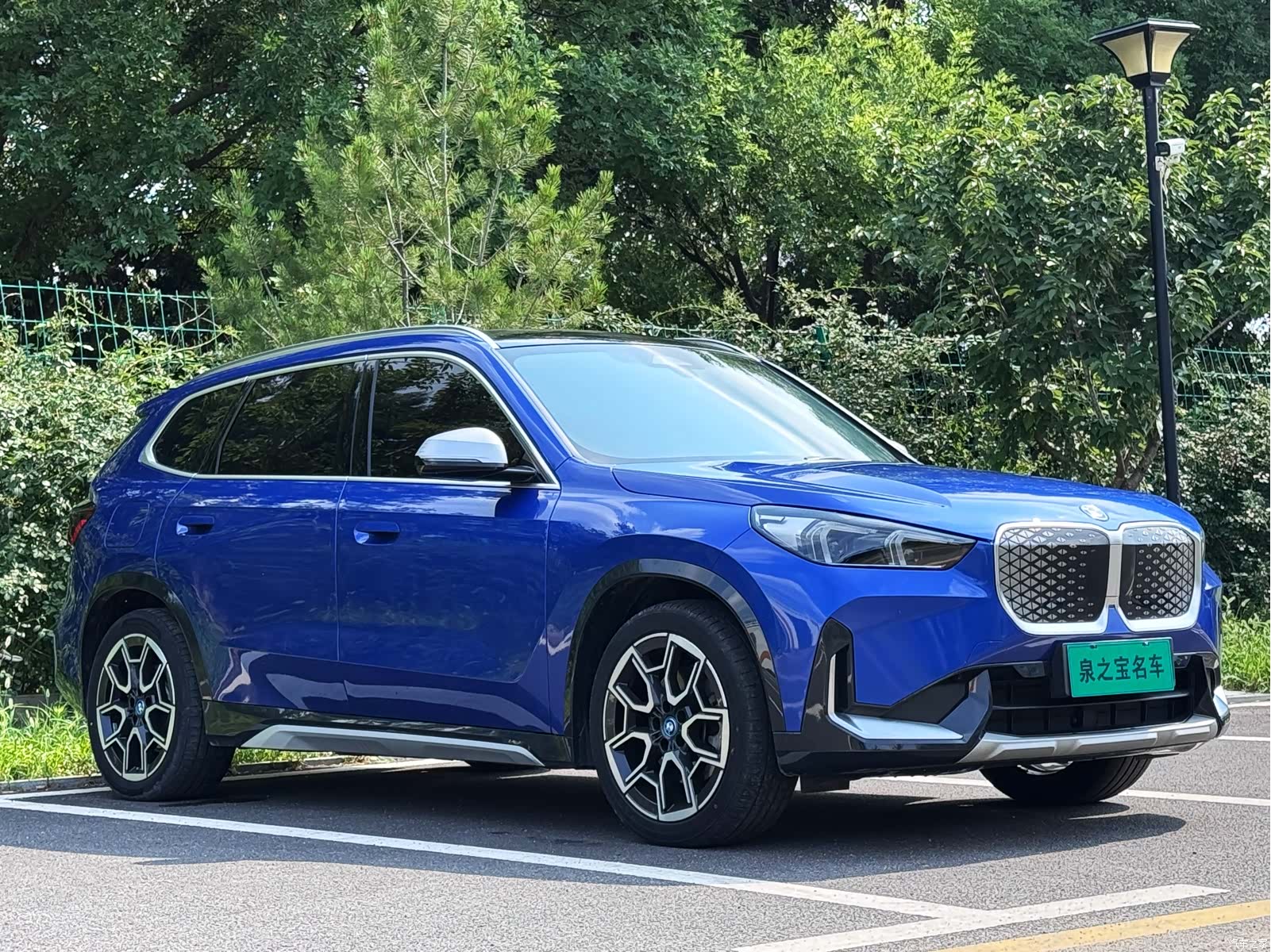 BMW iX1, 2023 4