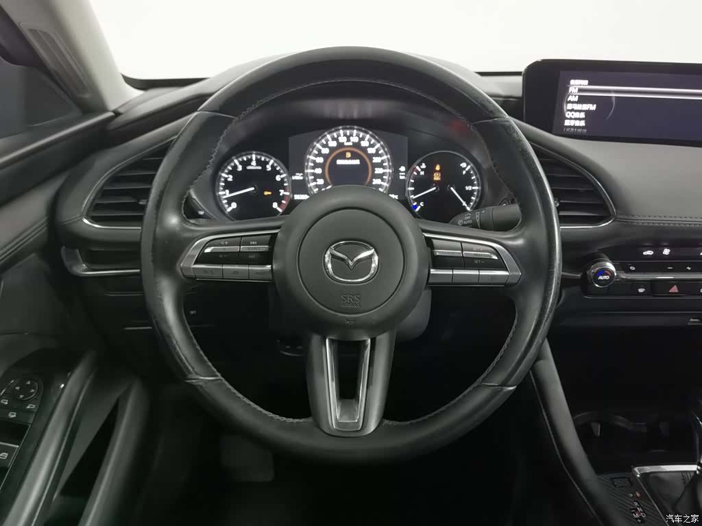 Mazda Mazda3, 2021 11