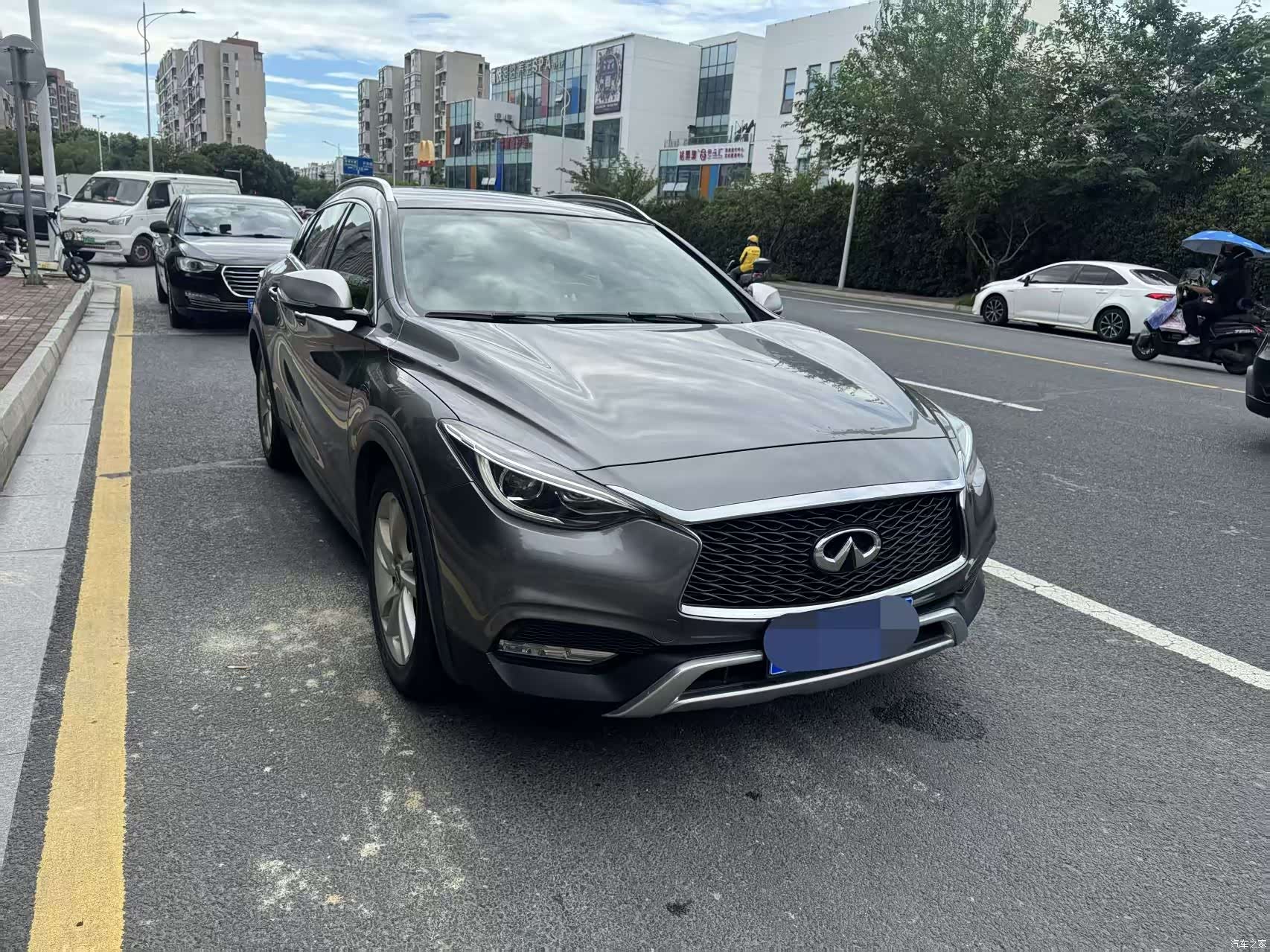 Infiniti QX30, 2017 3