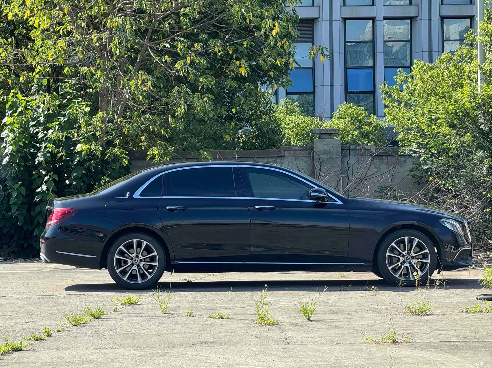 Mercedes-Benz E-Class, 2017 3