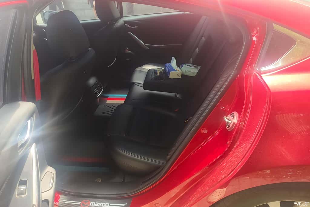 Mazda Atenza, 2017 11