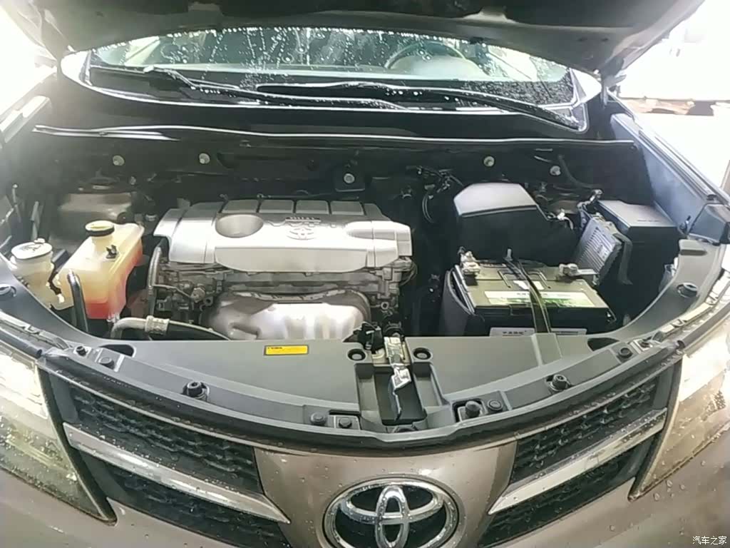 Toyota RAV4, 2014 20