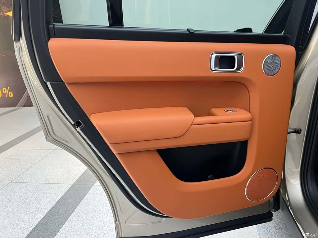 Li Auto L9, 2023 25