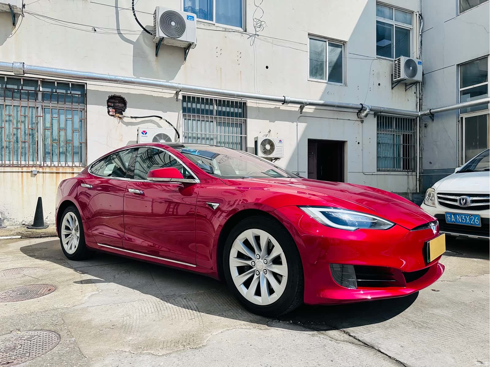 Tesla Model S, 2017 2