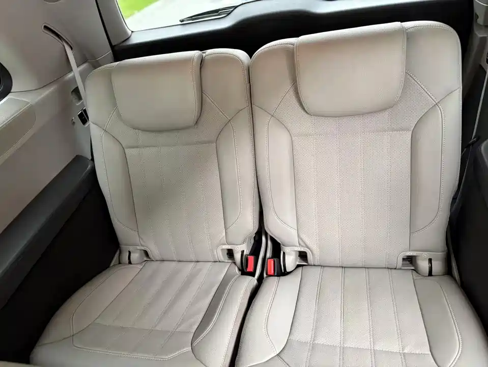 Mercedes-Benz GL grade