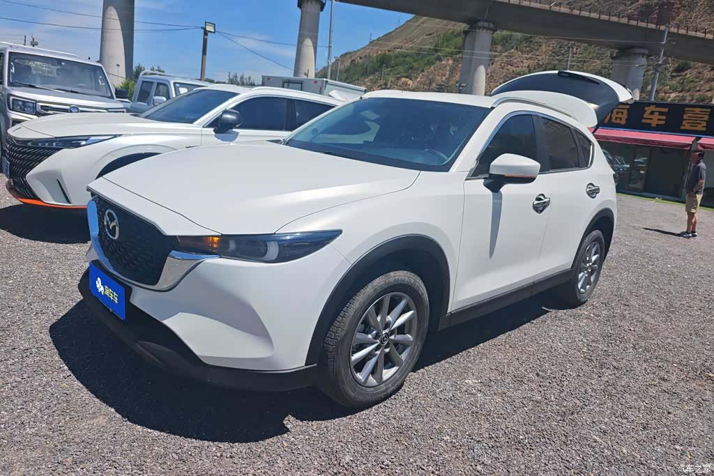 Mazda CX-5, 2024 1