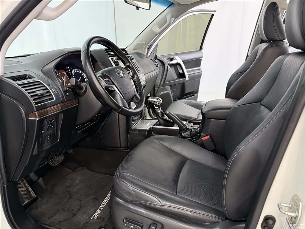 Toyota Prado, 2019 все фото
