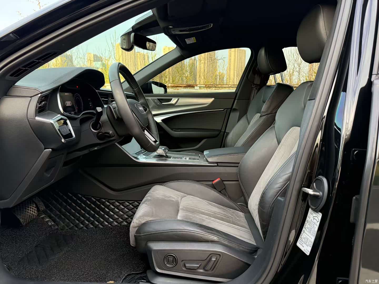 Audi A6L, 2020 4