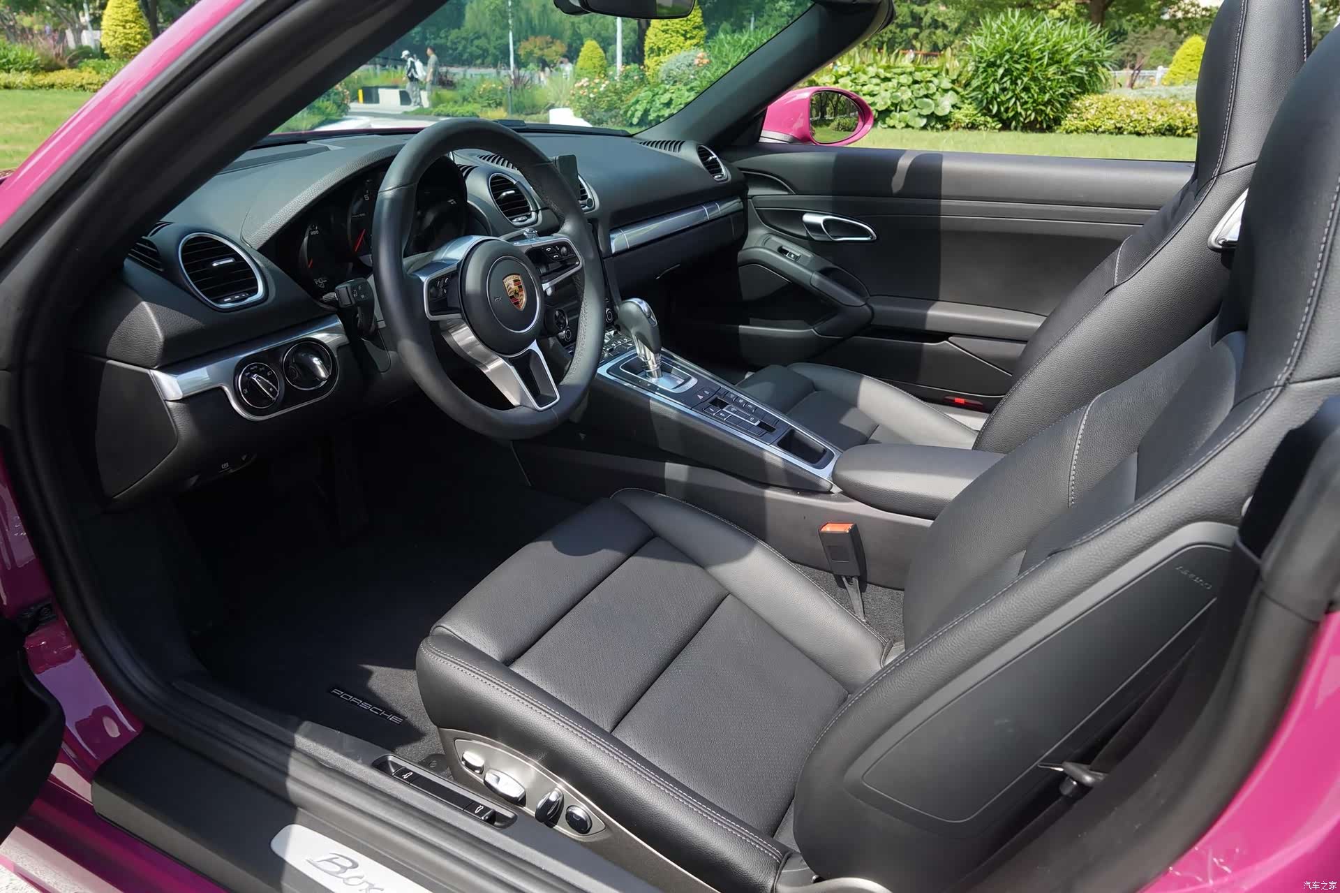 Porsche Boxster, 2024 4