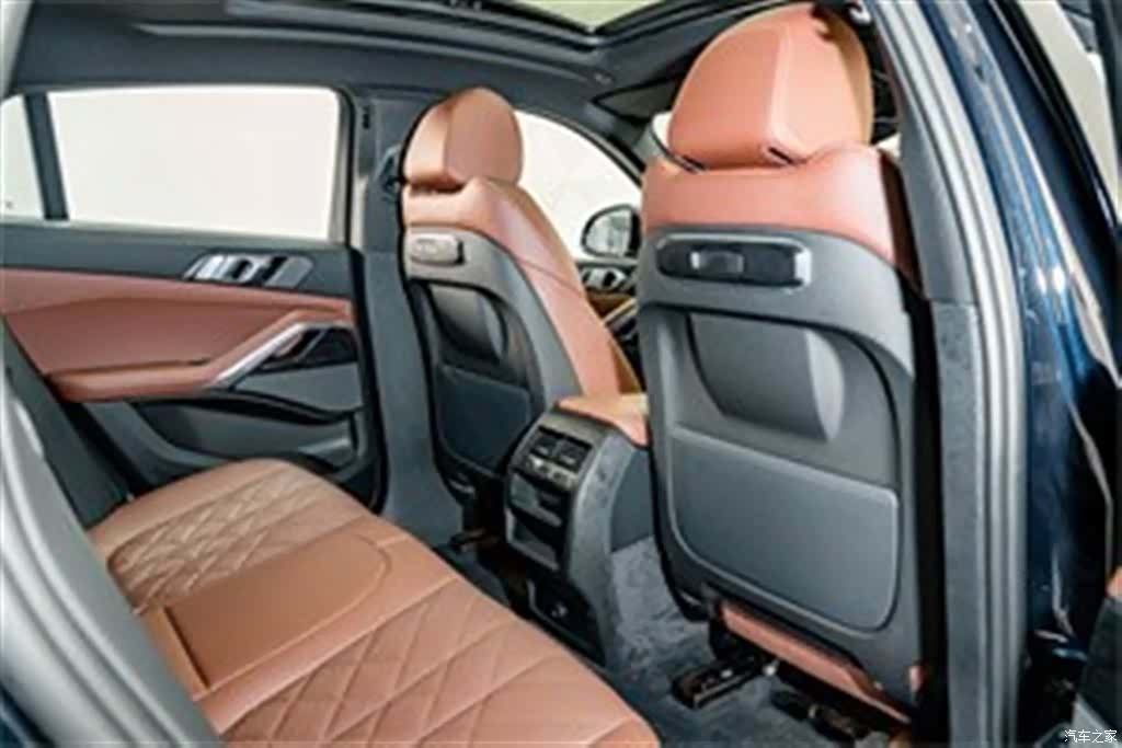 BMW X6, 2025 22