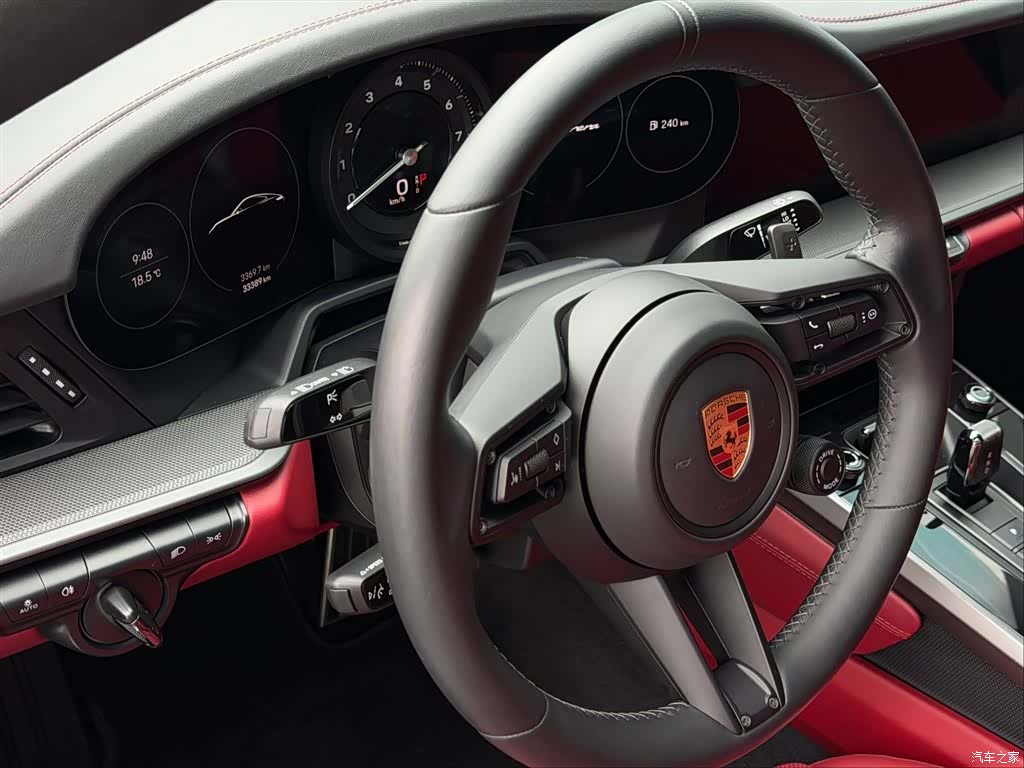 Porsche 911, 2023 21