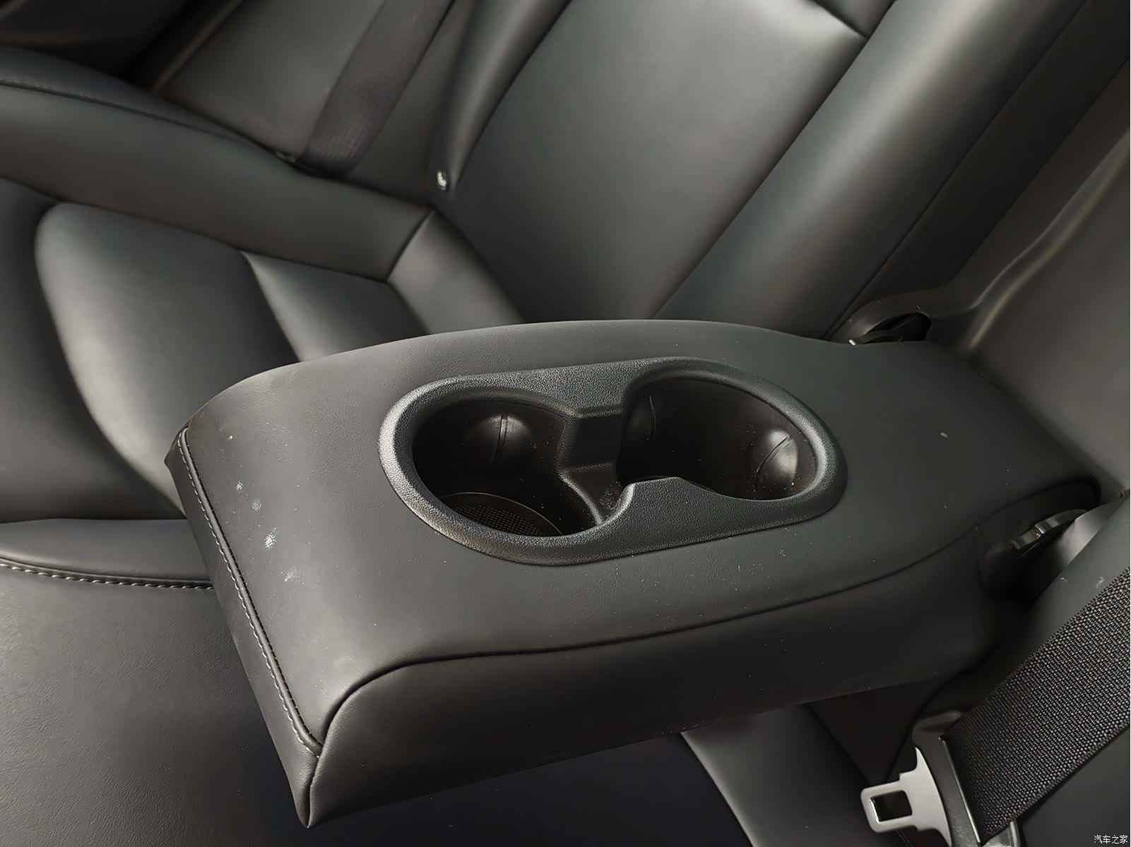 Tesla Model 3, 2023 24