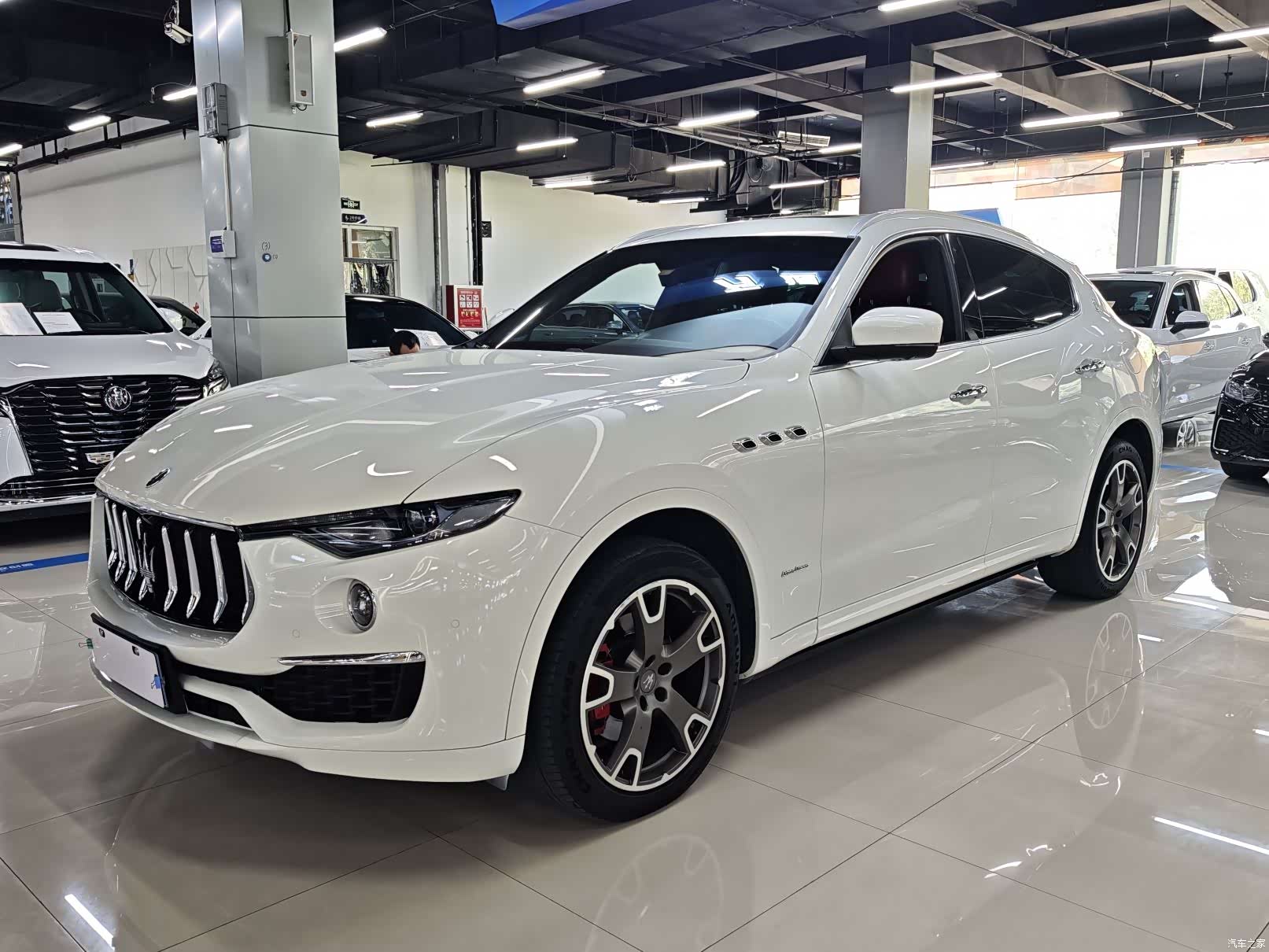 Maserati Levante, 2019 1
