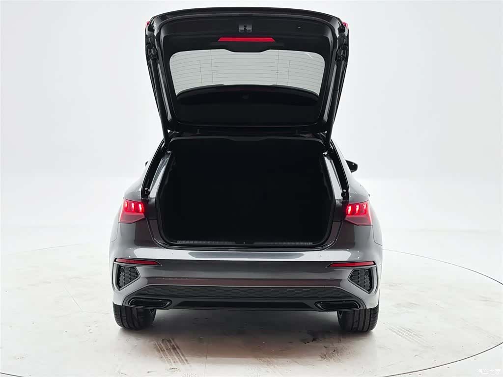 Audi A3, 2022 все фото