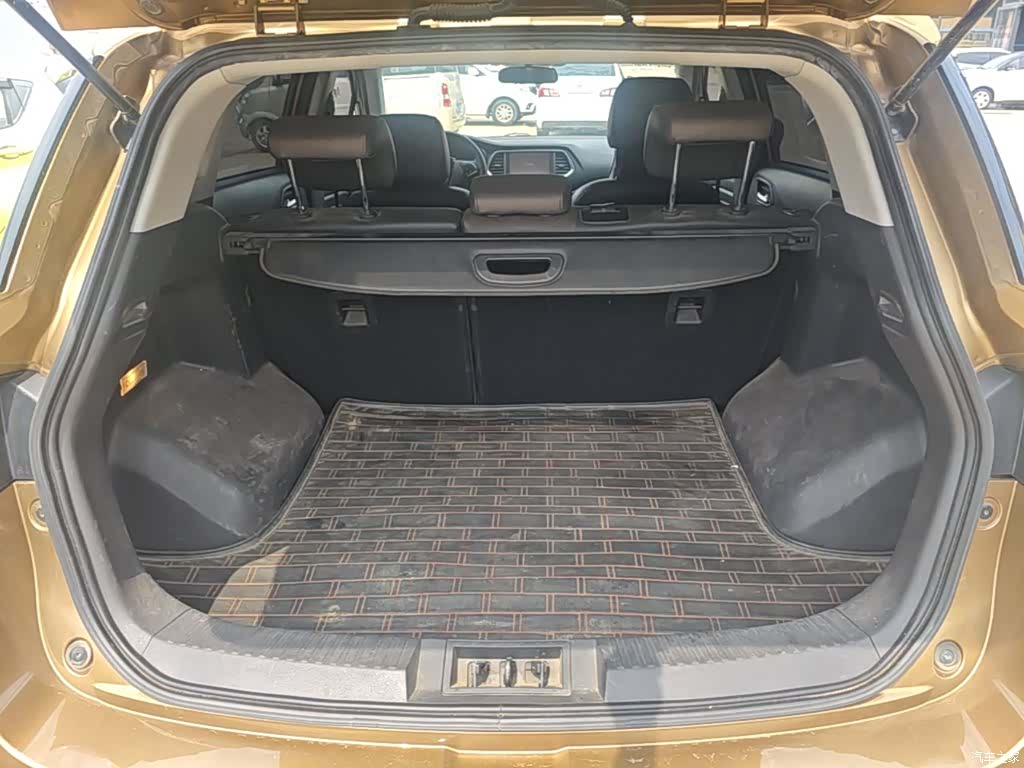 GAC GS4, 2015 19