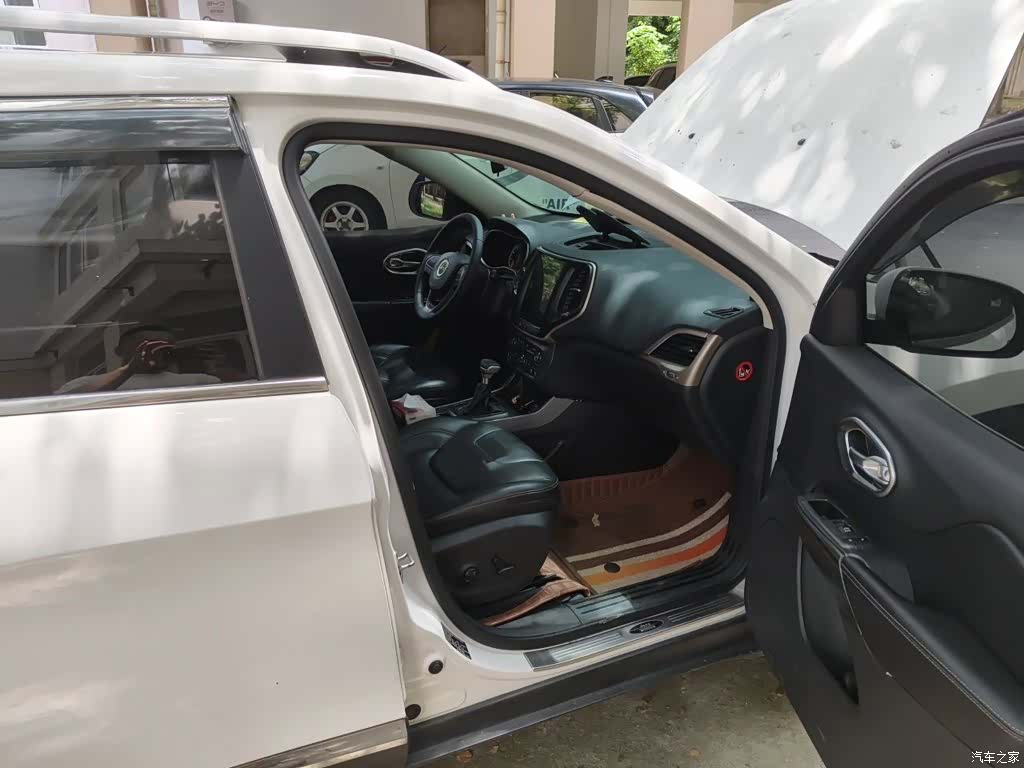 Jeep Cherokee, 2016 22