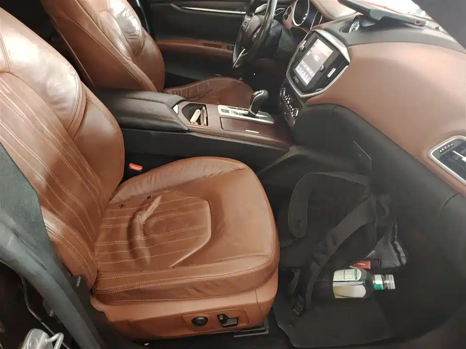 Maserati Ghibli Maserati Ghibli