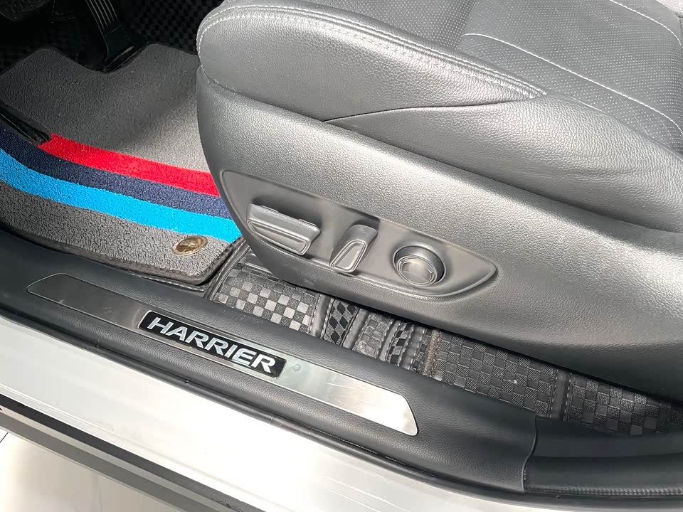 Toyota Ling Fang HARRIER