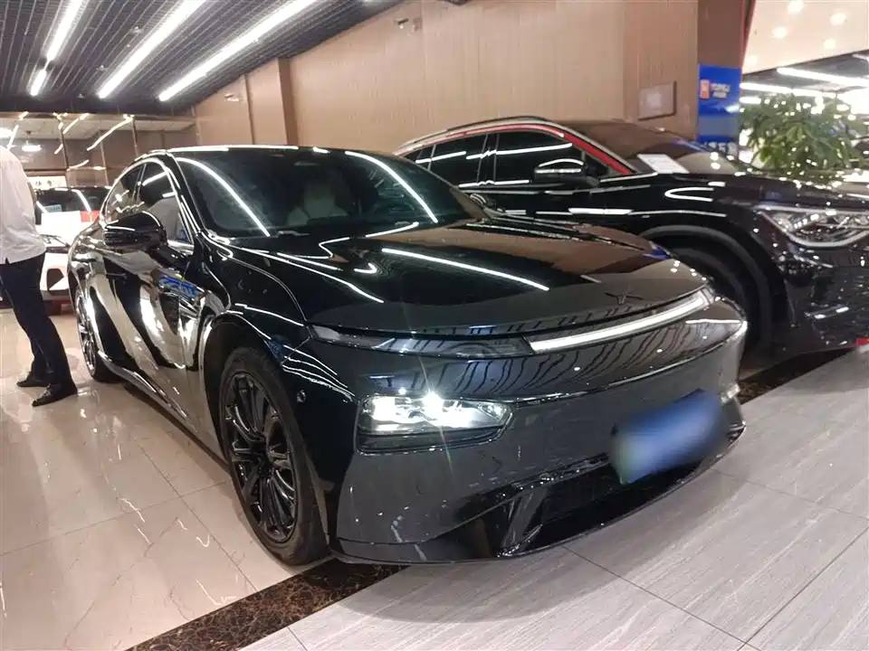 XPENG P7