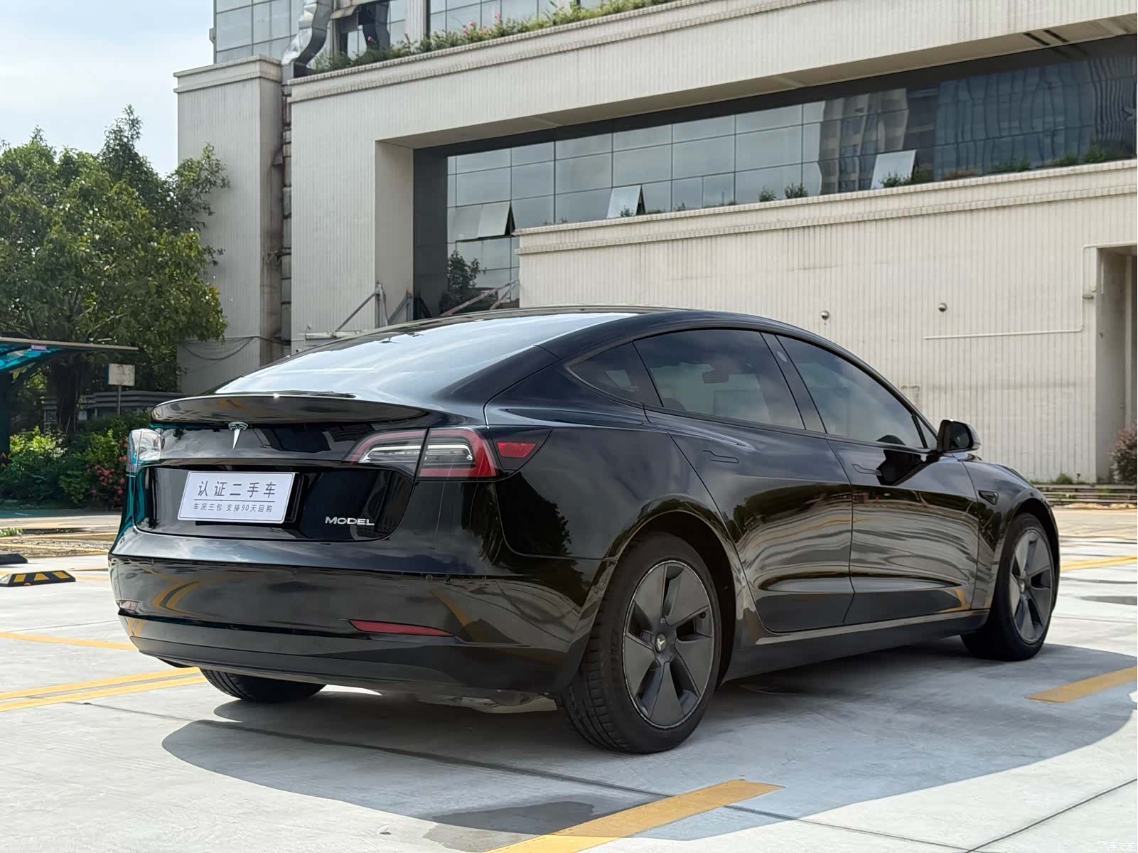 Tesla Model 3, 2021 15