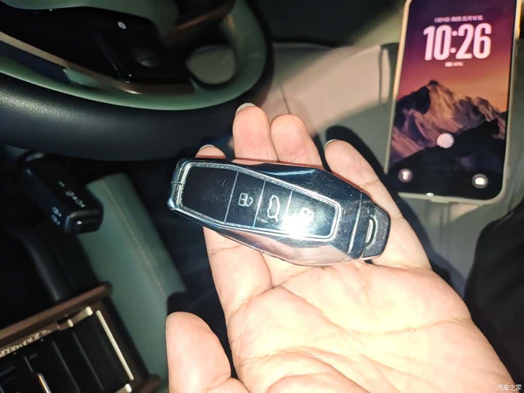 Chery iCAR, 2024 9