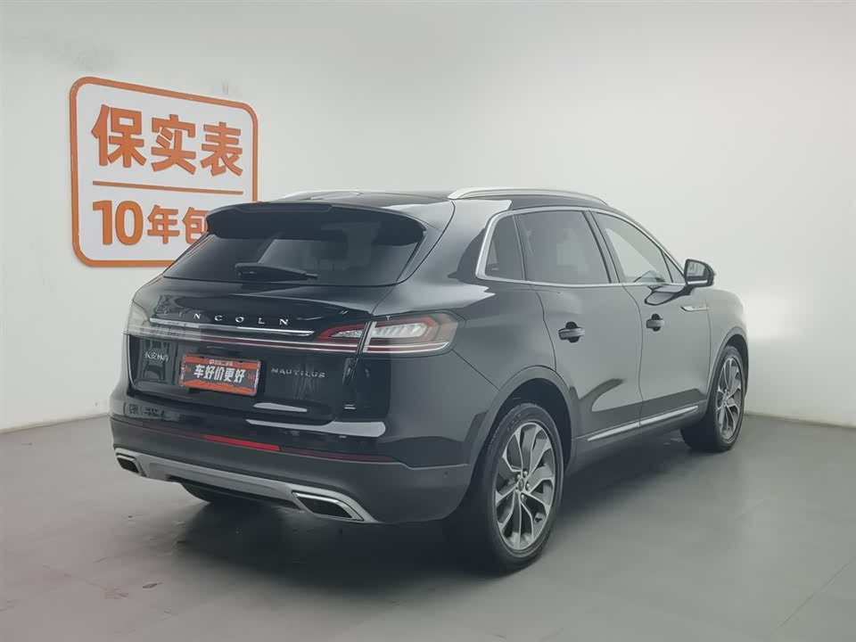 Lincoln Navigator
