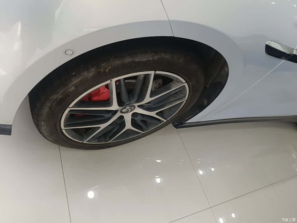 BYD Han, 2025 23