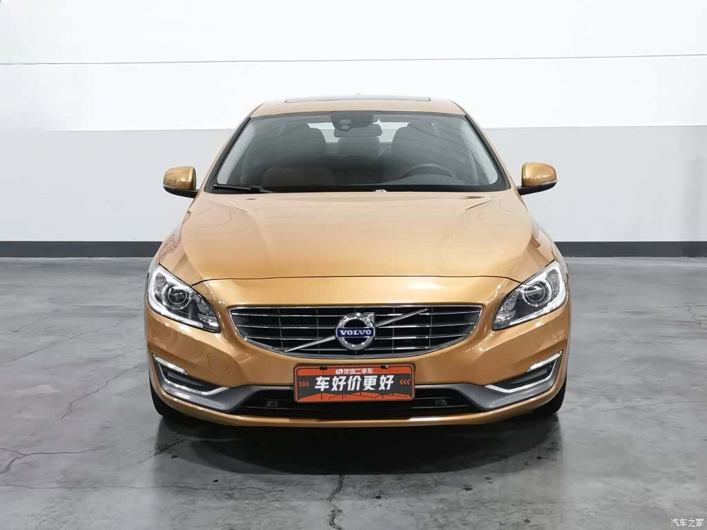 Volvo S60, 2015 3